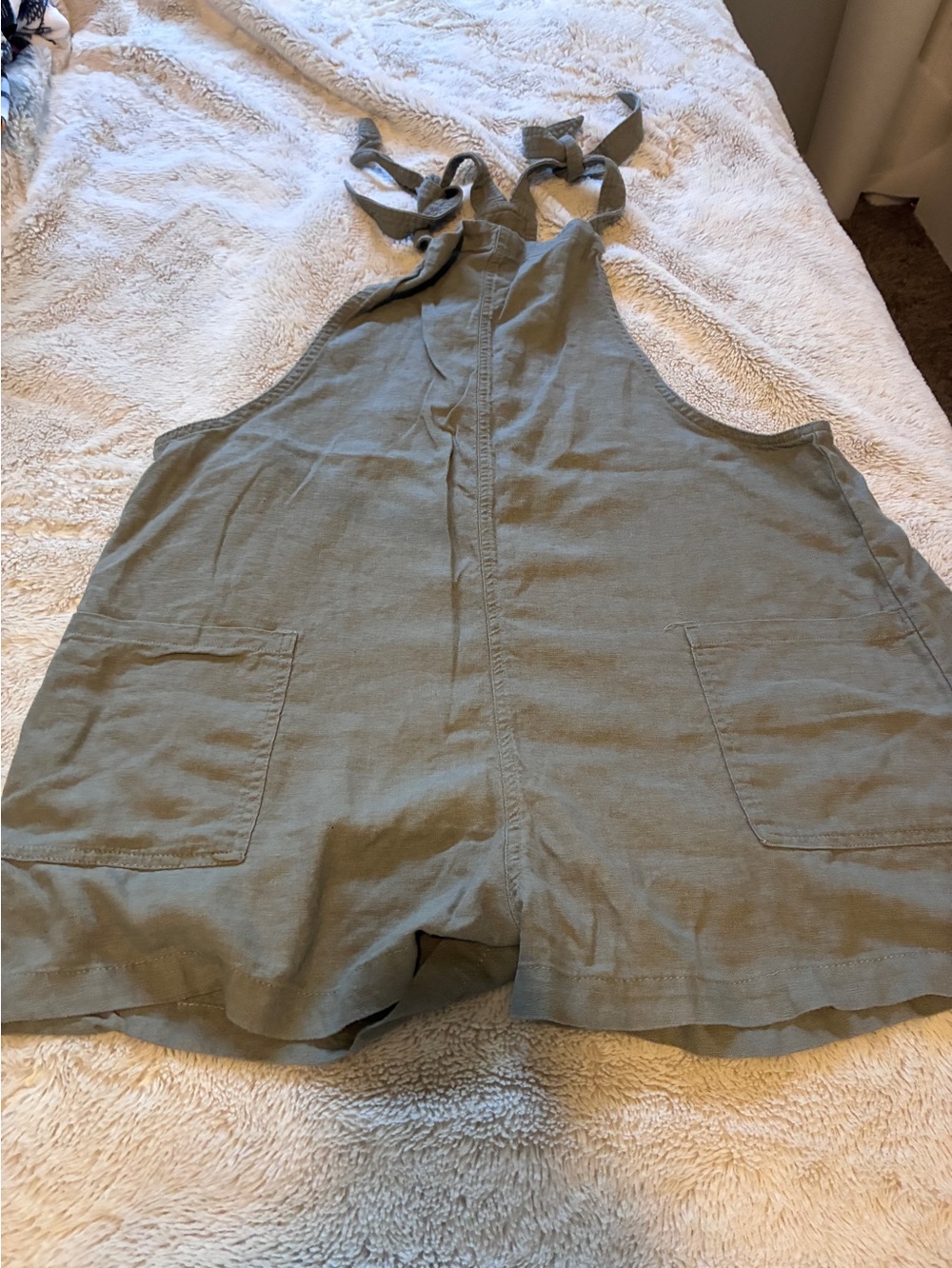 Celebrity pink-Womans XL 
Tie-Strap Romper in Sage Green